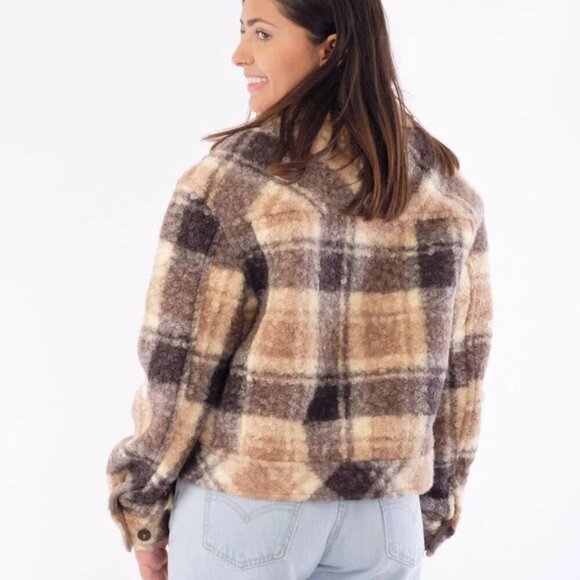 RD Zoe Plaid Boucle Short Shacket- Size Large - Picture 4 of 14